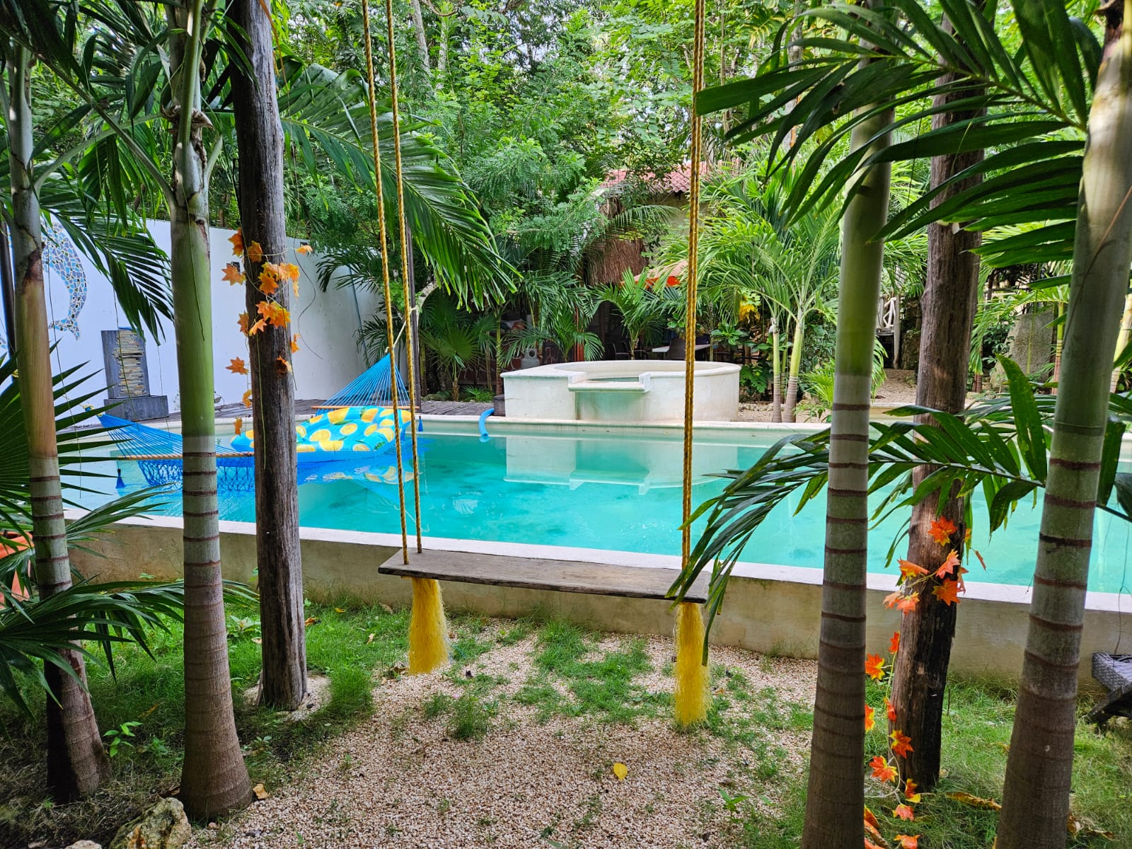 Piscina y naturaleza
